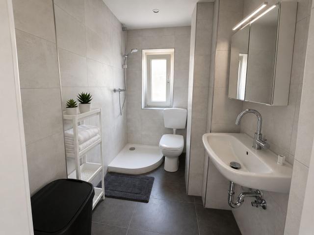 Modern 1.5 Room Apartment in Essen Holsterhausen – Fully Renovated & Furnished, Essen Amsterdam Apartments for Rent