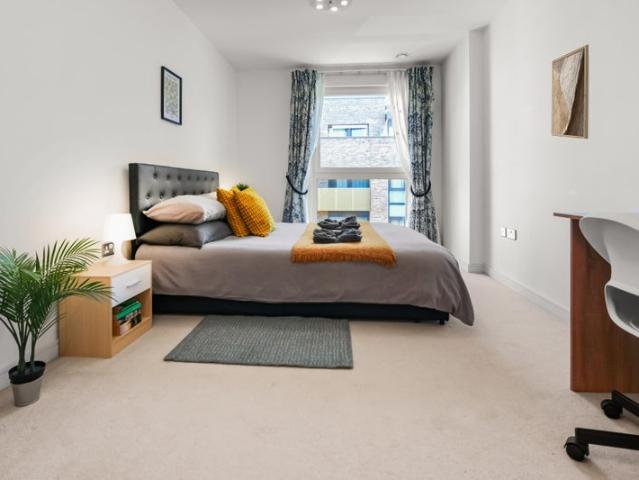 Modern 1 Bed/1 Bath | All Inclusive | Zone 2