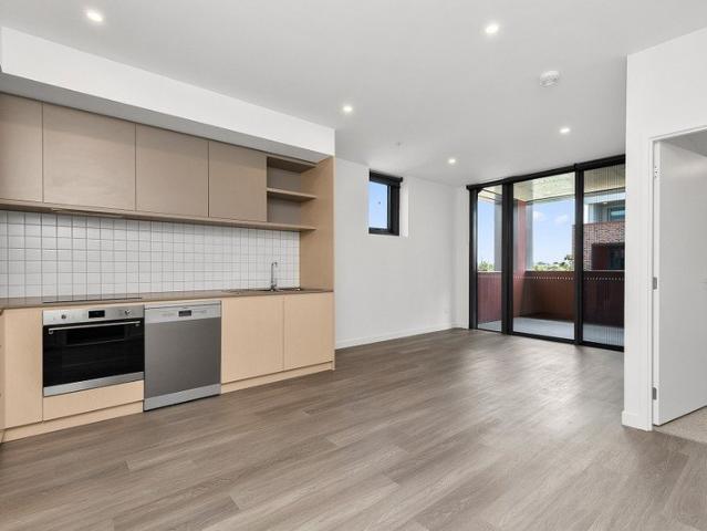 MODERN 1 BED, 1 BATH WITH 1 CARSPACE
