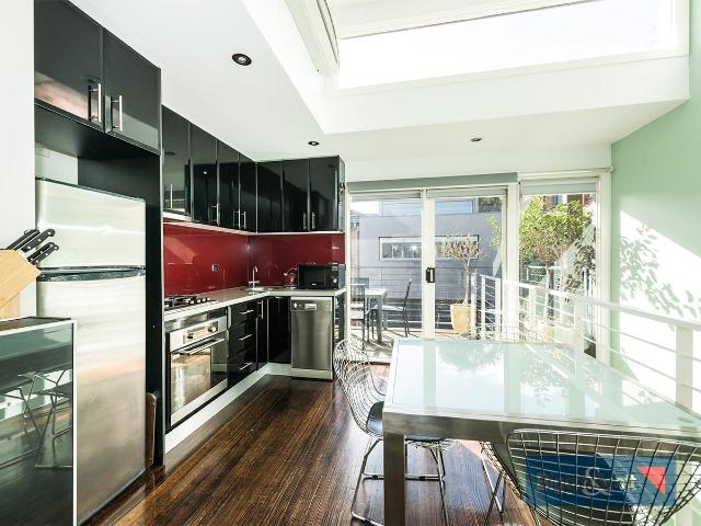 MODERN 1 BEDROOM APARTMENT!