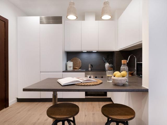 Modern 1 Bedroom Apartment with AC and Smart Amenities in Enrique Larreta, Madrid Amsterdam Apartments for Rent