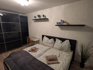 Modern 1 Bedroom Apartment with Balcony in Sonnwendviertel – 43 m², 1st Floorl loft close to city center, Vienna Amsterdam Apartments for Rent