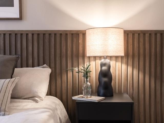 Modern 1 Bedroom Apartment with Designer Furniture and High Speed WiFi, Madrid Amsterdam Apartments for Rent