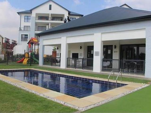modern 1 bedroom apartment with life.