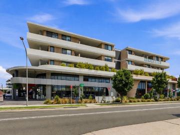 Modern 1 Bedroom Apartment with Study, Balcony & Secure Parking