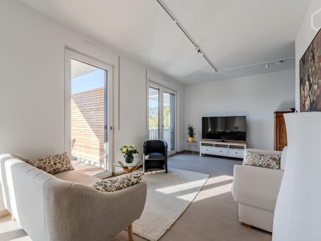 Modern 1 Bedroom Apartment with Terrace near Köpenick S Bahn, Berlin Amsterdam Apartments for Rent