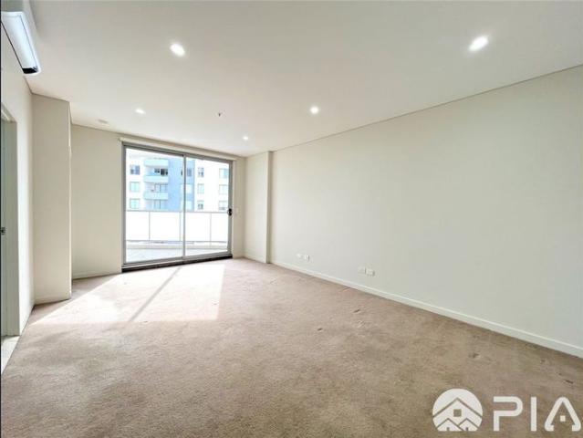 Modern 1 bedroom apartment close to amenities for lease