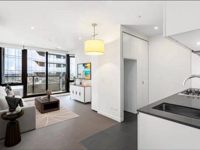 Modern 1 Bedroom Apartment in the Heart of South Yarra