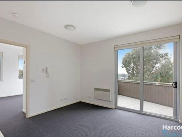 Modern 1 Bedroom Apartment in Bundoora