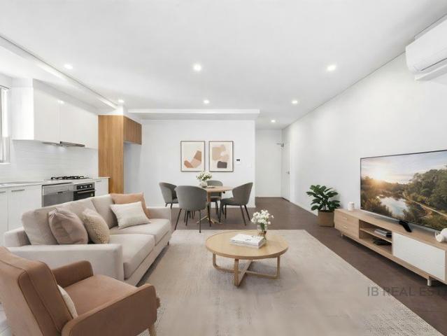 Modern 1 Bedroom Apartment in Prime School Catchment