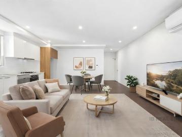 Modern 1 Bedroom Apartment in Prime School Catchment