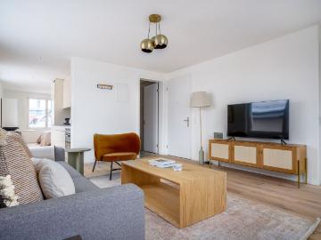Modern 1 Bedroom Furnished Apartment in Sihlfeld, Zurich Amsterdam Apartments for Rent