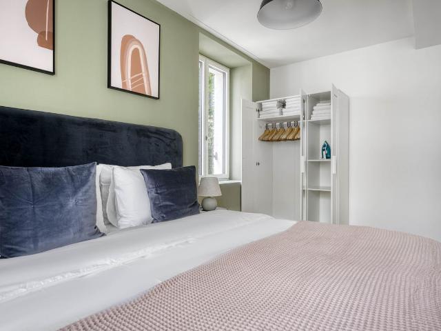 Modern 1 Bedroom Furnished Apartment in Sihlfeld, Zurich Amsterdam Apartments for Rent