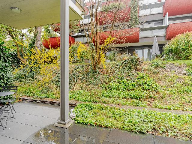 Modern 1 Bedroom Furnished Apartment in Wollishofen, Zurich Amsterdam Apartments for Rent