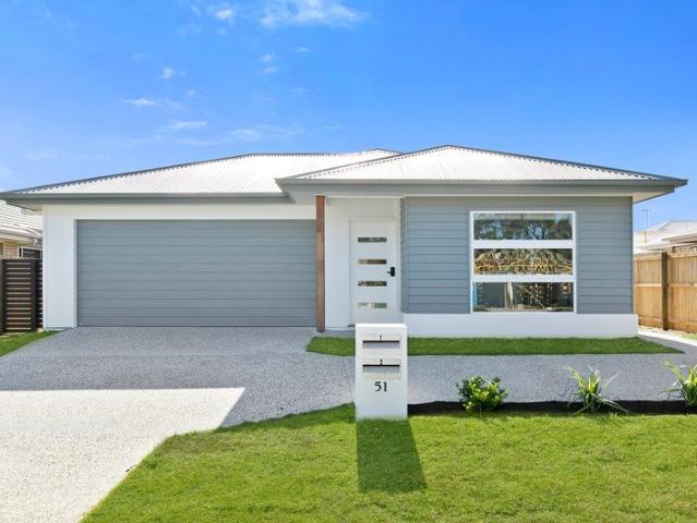 Modern 1 Bedroom Home Comfortable, Fully Equipped & Low Maintenance