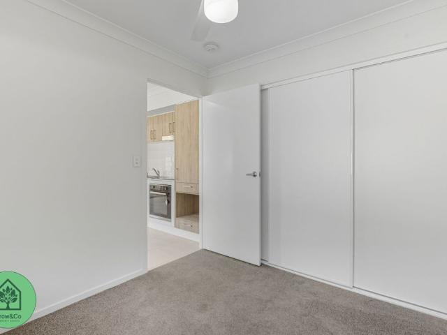 Modern 1 Bedroom Home in Great Location Your Perfect Home Awaits!