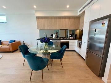 Modern 1 Bedroom Plus Large Study 9sqm Facing the garden