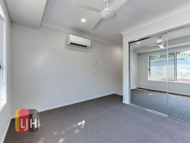 MODERN 1 BEDROOM ROOMING ACCOMMODATION !