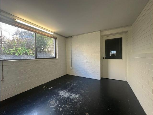 Modern 1 Bedroom Unit – Utilities Included!