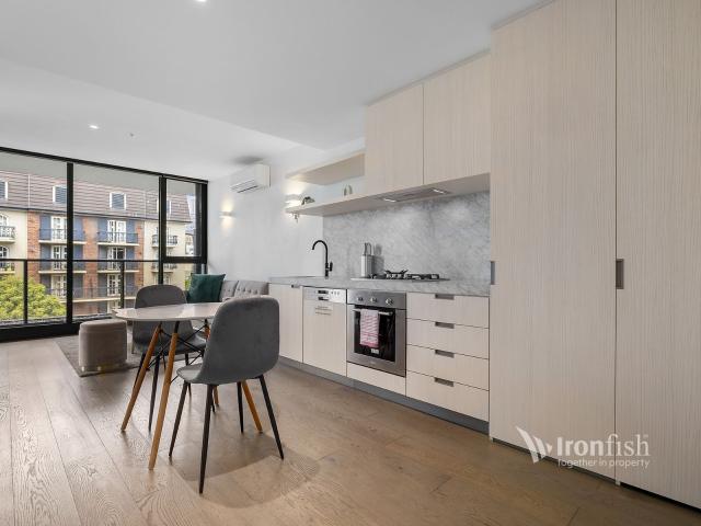 Modern 1 Bedroom with generous sized balcony!