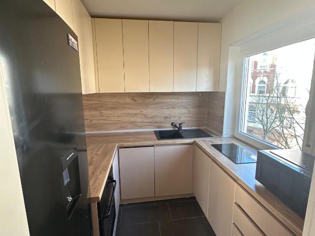 Modern 1 Room Apartment with Fitted Kitchen in Wuppertal – Thorner Straße, Wuppertal Amsterdam Apartments for Rent