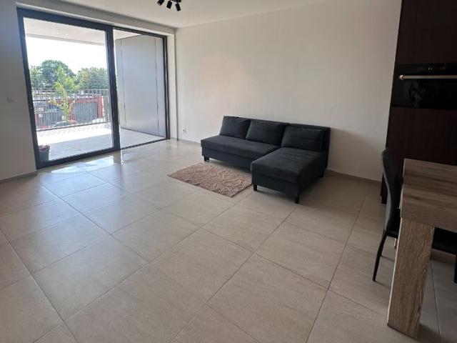 Modern 1 slaapkamerappartement met terras te huur in Lommel