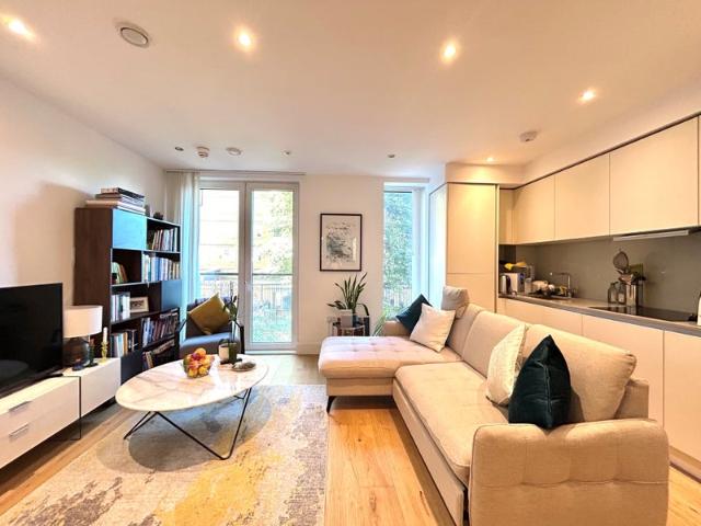 Modern 1bed flat in Chiswick W4