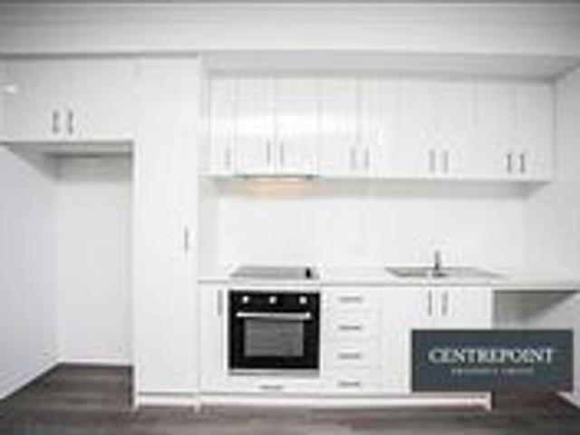 Modern 1st Floor, 2 Bedroom, 2 Bathroom Apartment