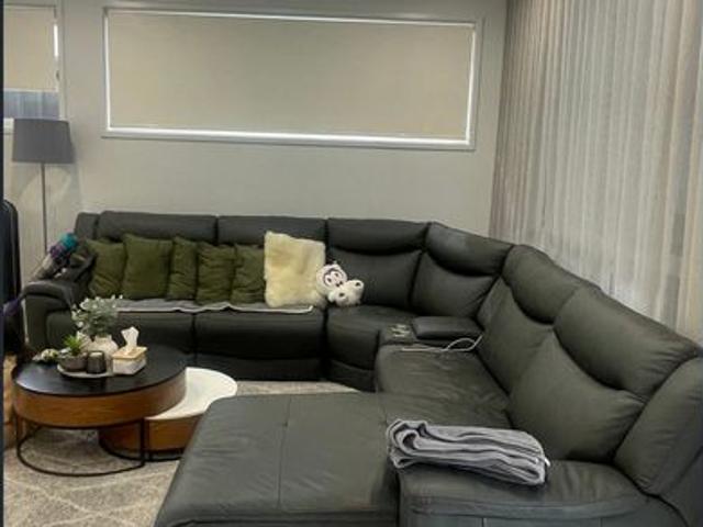 Modern 2023 Built Family Home in Prime Camden Park Location! with Solar and Battery