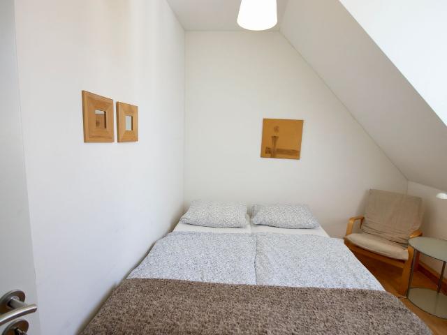 Modern 29 m² Studio Apartment with Garden – Fully Furnished, No Deposit, Cleaning Service, and City Registration!, Essen Amsterdam Apartments for Rent