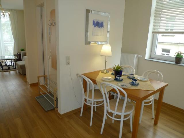 Modern 2,5 room city apartment in Dresden Striesen, Dresden Amsterdam Apartments for Rent