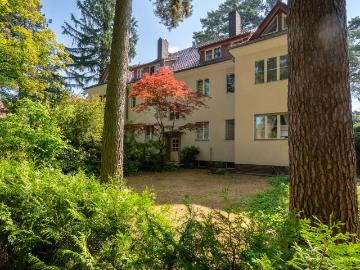 Modern 2.5 room penthouse apartment with garden and conservatory, Berlin Amsterdam Apartments for Rent