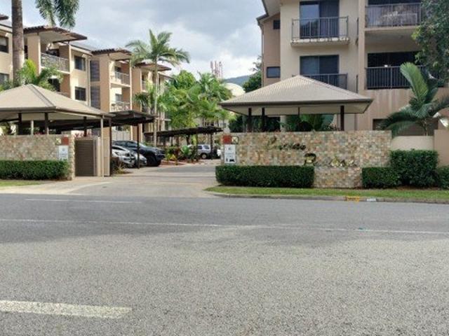 Modern 2 bed 2 bath apartment be quick