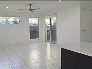 Modern 2 Bed, 2 Bath Duplex with Garage in Sarina