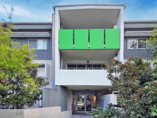 Modern 2 Bed 2 Ensuite Apartment | Private Covered Balcony + Secure Basement Carpark