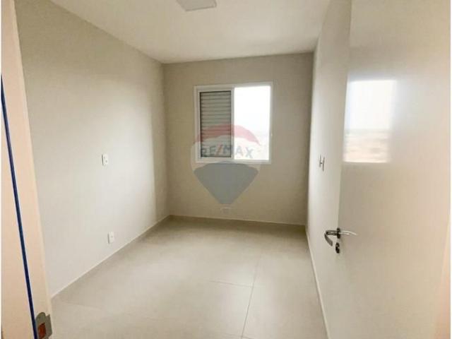 Modern 2 Bed Apt in Prime Rio Verde Location
