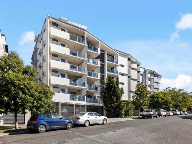 Modern 2 Bed Apartment in Kedron!