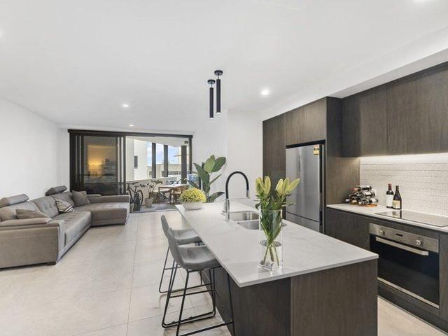 Modern 2 Bed Apartment in the Heart of Maroochydore