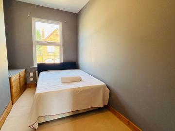 Modern 2 Bed Apartment to Let in Bush Hill Park