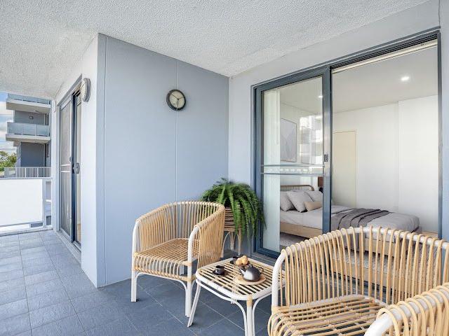 Modern 2 Bed Big Balcony Apartment in Prime Location
