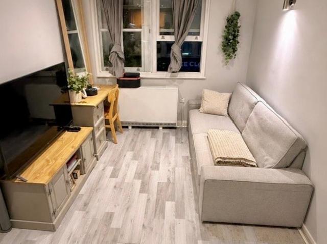 Modern 2 bed flat