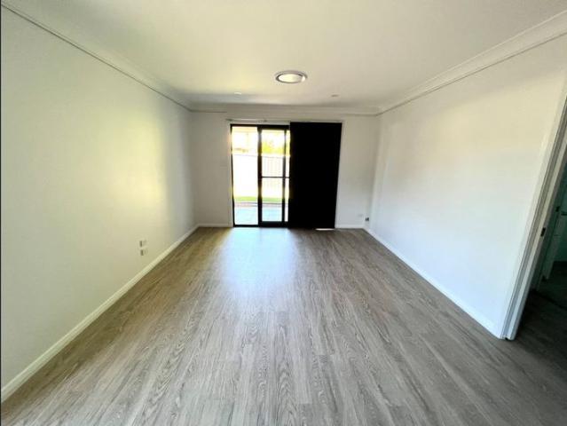 Modern 2 Bed Unit South Dubbo