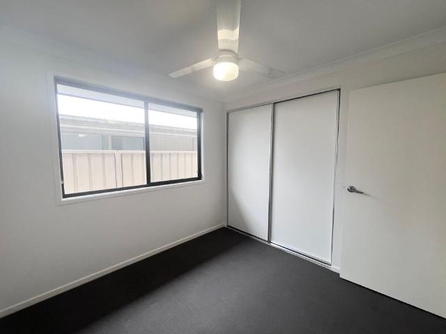 Modern 2 Bedder!