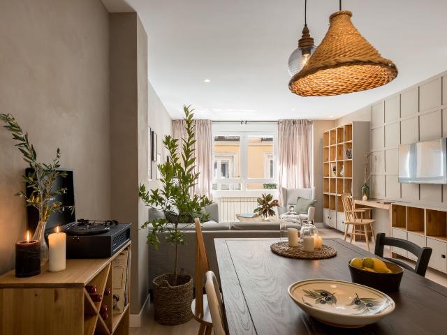 Modern 2 Bedroom Mediterranean Inspired Flat with Dual Workspaces and Natural Light, Madrid Amsterdam Apartments for Rent