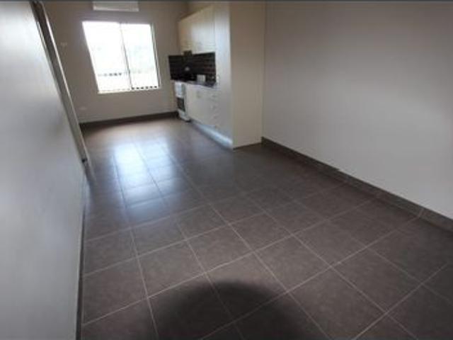 MODERN 2 BEDROOM OASIS | STYLISH & CONVENIENT LIVING