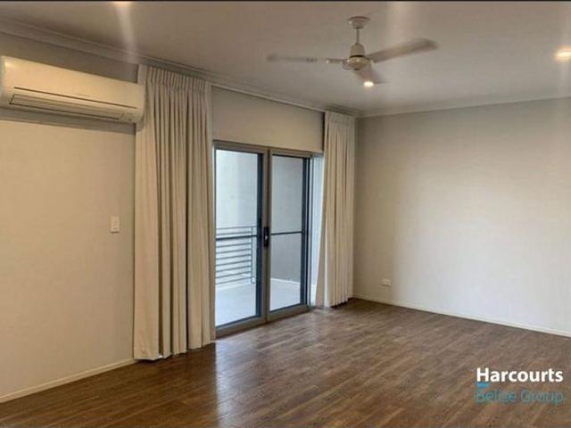 Modern 2 Bedroom and 2 Bathroom Townhouse Living in the Heart of Oxenford