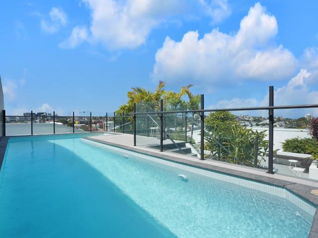 Modern 2 Bedroom Apartment!