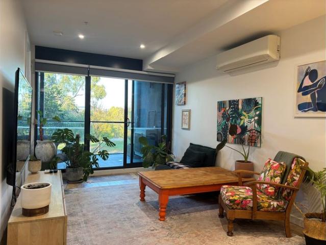 Modern 2 Bedroom Apartment