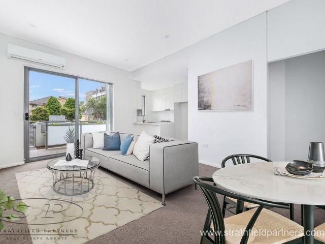 Modern 2 Bedroom Apartment