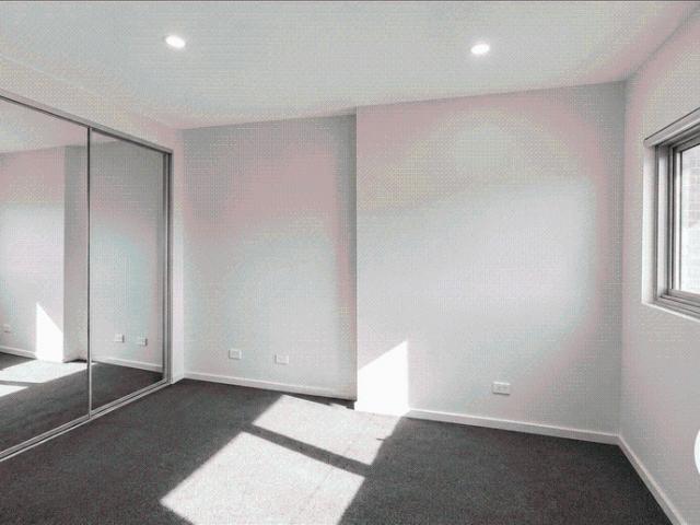 Modern 2 Bedroom Apartment